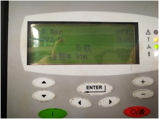 由于油品問題導致油氣分離器壓差高，空壓機潤滑油結膠，油濾堵塞，機器高溫報警(圖2)
