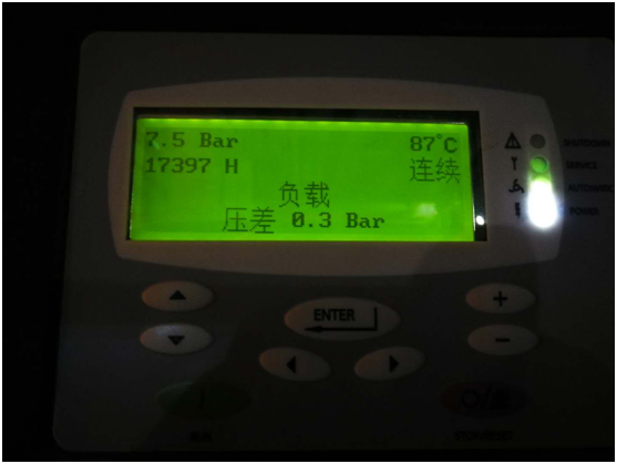 油氣分離器使用過程中因壓差過高被擊穿，造成跑油，油分配料不匹配造成壓差過高(圖5)